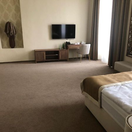 Hotel Panstvi Dlouha Lhota Bagian luar foto