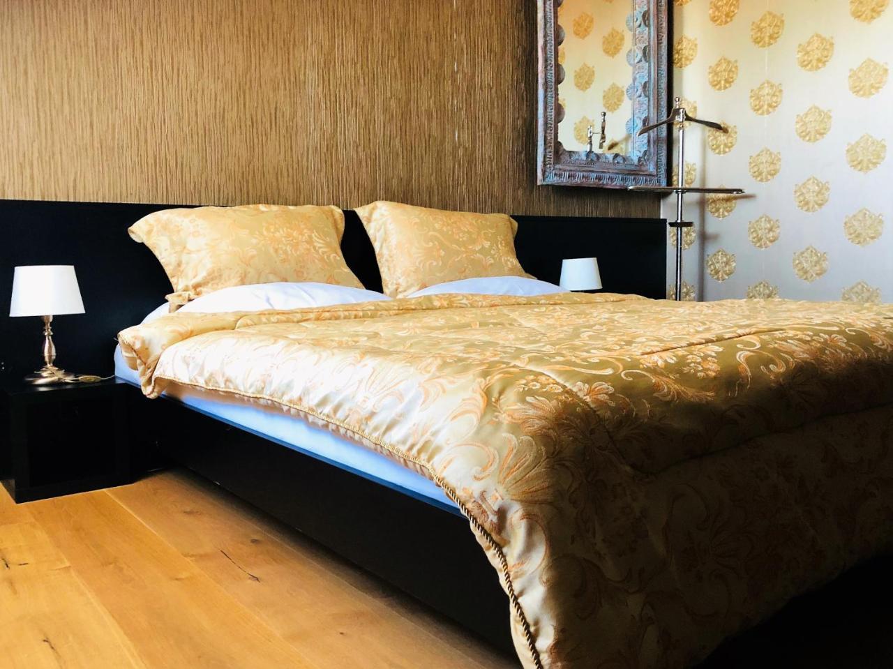 Hotel Panstvi Dlouha Lhota Bagian luar foto