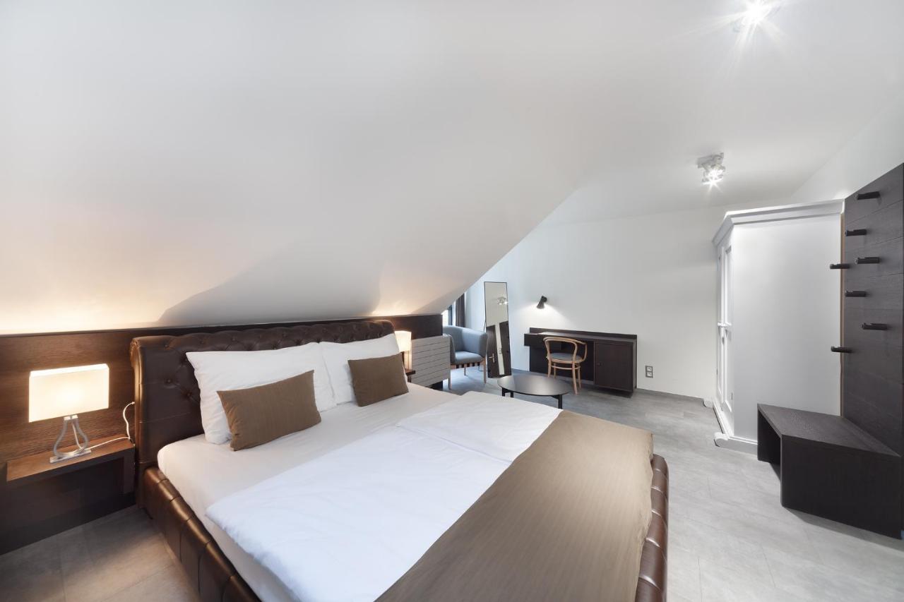 Hotel Panstvi Dlouha Lhota Bagian luar foto